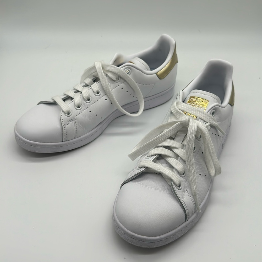 Adidas Stan Smith White Leather Sneakers with Gold Size 8.5